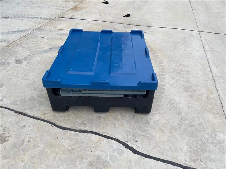 Collapsible Pallet Containers
